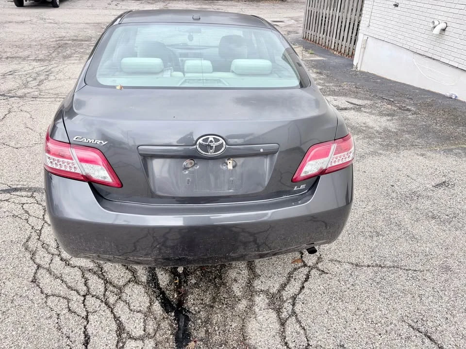 2011 Toyota Camry 6th Gen - Image 5 of 8