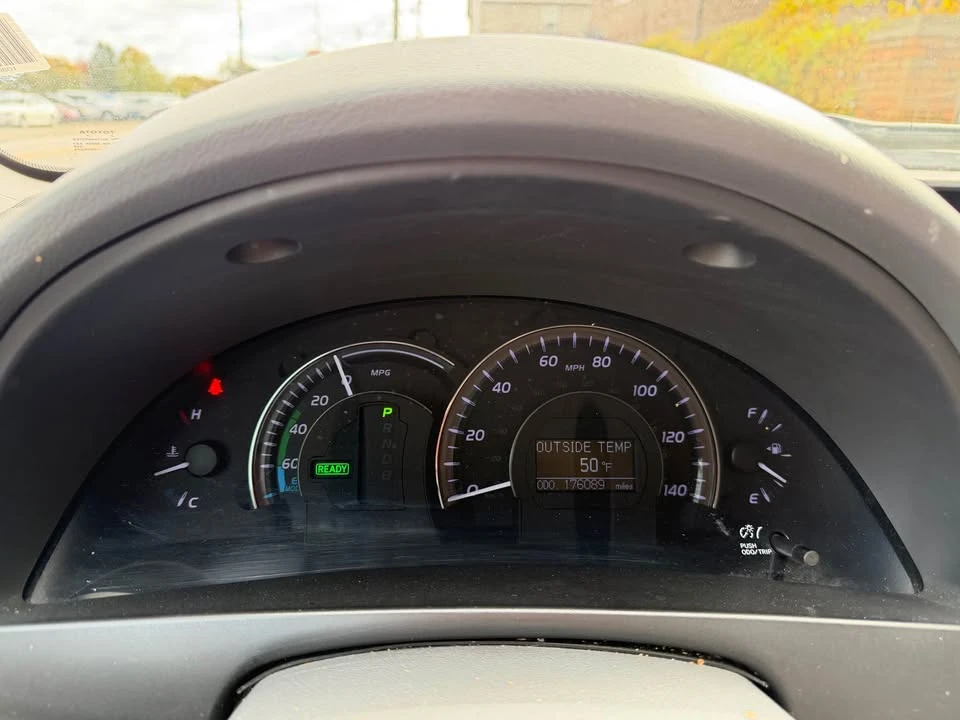 2011 Toyota Camry 6th Gen - Image 11 of 11
