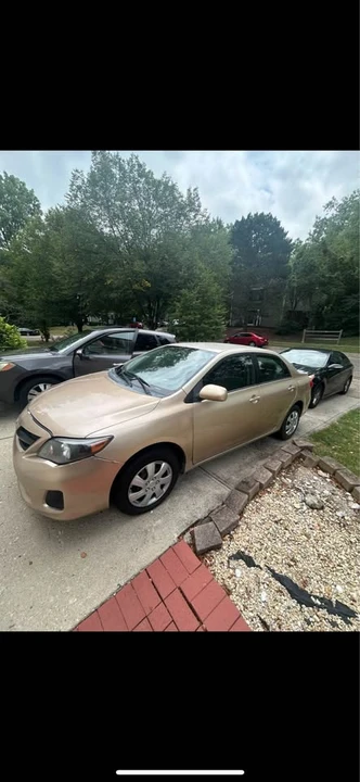 2011 Toyota Celica 7th Gen - Image 2 of 4