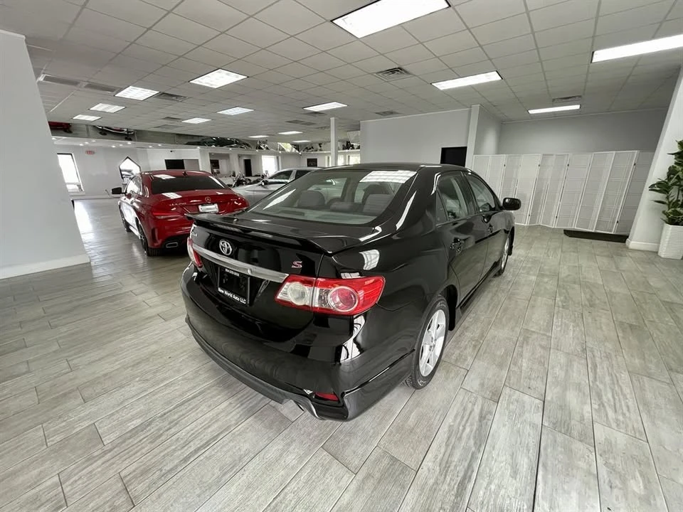 2011 Toyota Corolla 10th Gen - Image 5 of 20