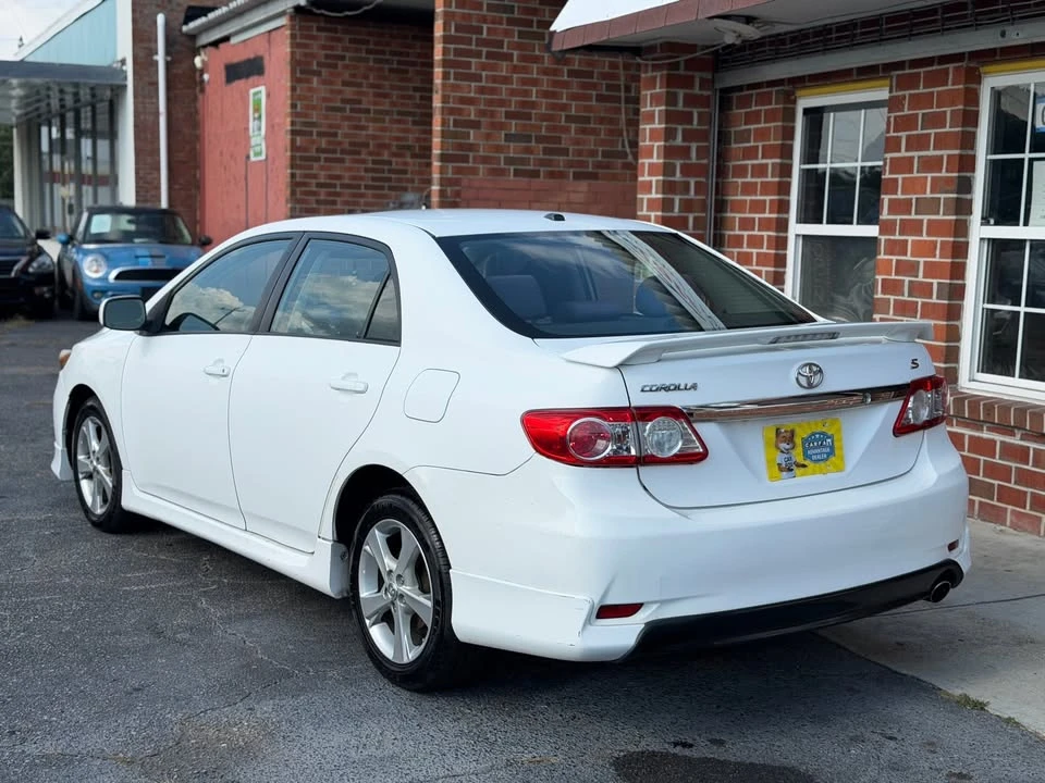 2011 Toyota Corolla 10th Gen - Image 7 of 19