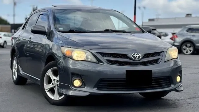 2011 Toyota Corolla 10th Gen - Image 4 of 9