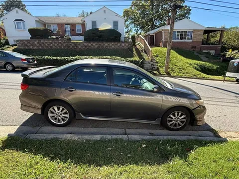 2011 Toyota Corolla 10th Gen - Image 4 of 4
