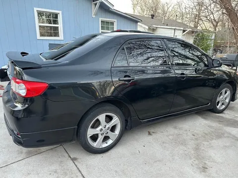 2011 Toyota Corolla 10th Gen - Image 4 of 9