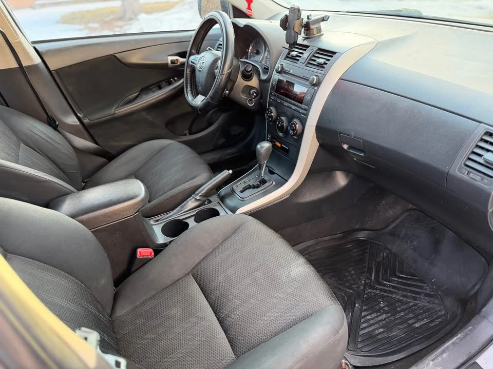 2011 Toyota Corolla 10th Gen - Image 8 of 12