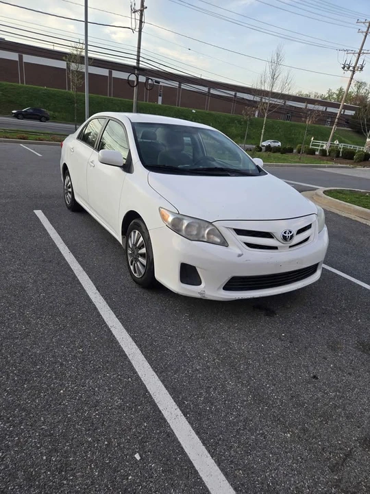2011 Toyota Corolla 10th Gen - Image 2 of 14