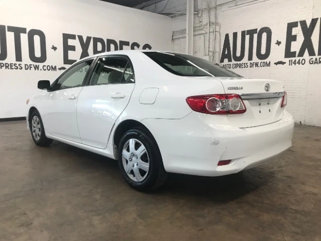 2011 Toyota Corolla 10th Gen - Image 3 of 5