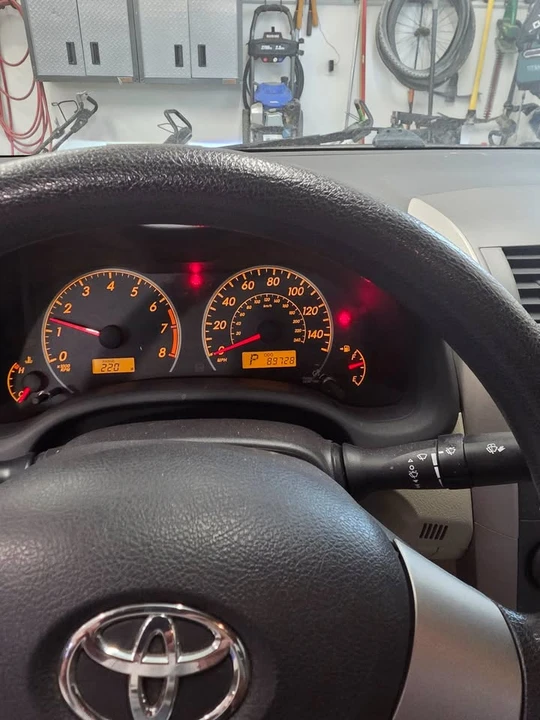 2011 Toyota Corolla 10th Gen - Image 6 of 8