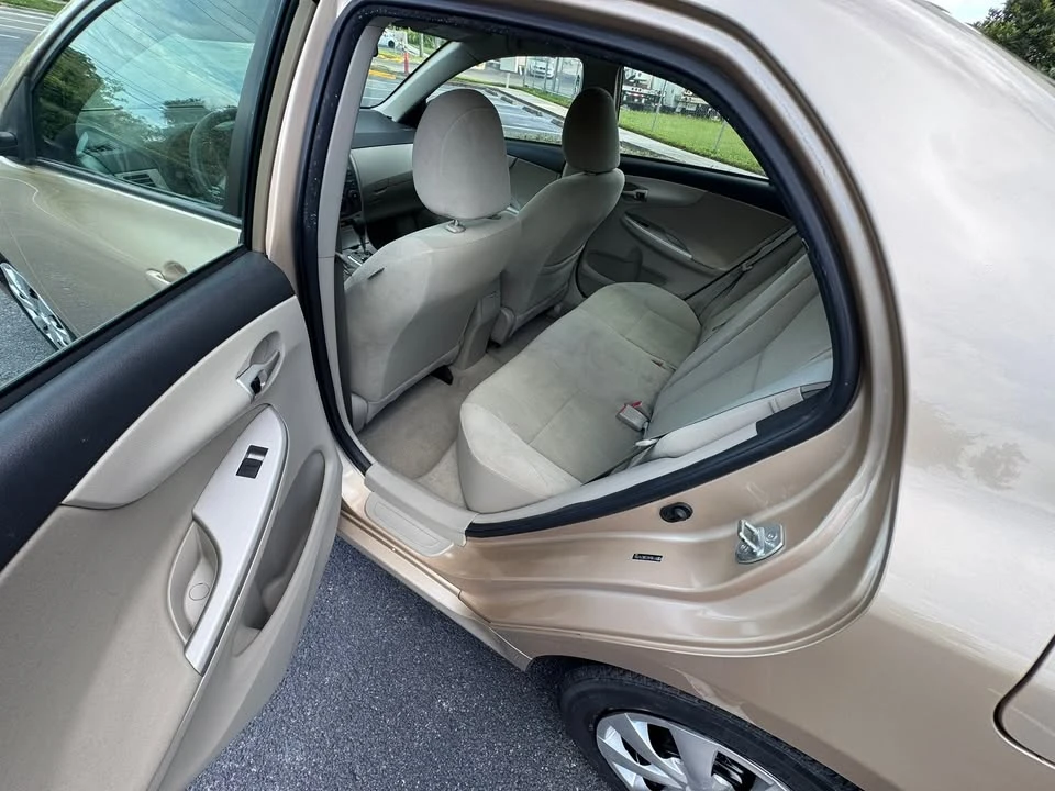 2011 Toyota Corolla 10th Gen - Image 14 of 19