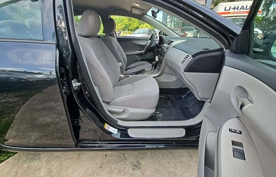 2011 Toyota Corolla 10th Gen - Image 4 of 10