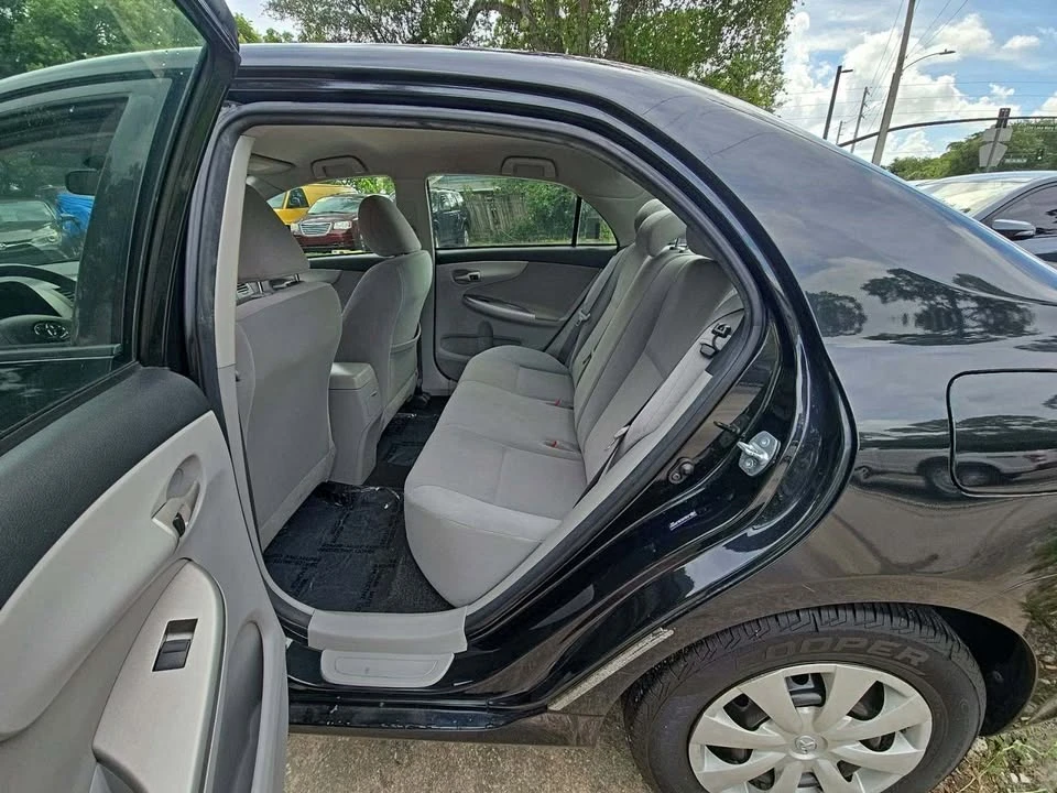 2011 Toyota Corolla 10th Gen - Image 6 of 10