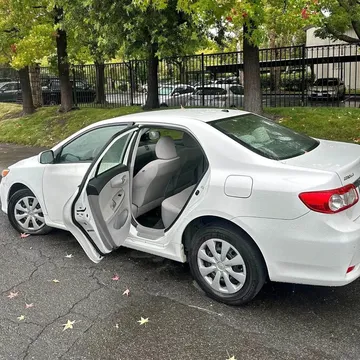 2011 Toyota Corolla CE