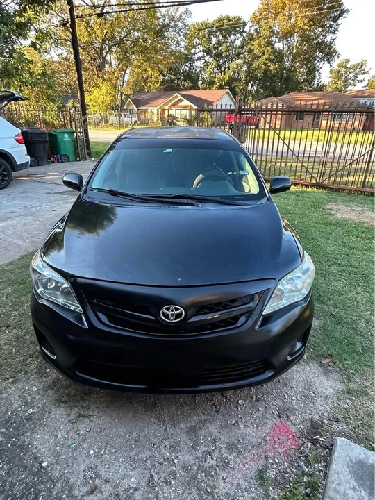 2011 Toyota Corolla 10th Gen - Image 2 of 9