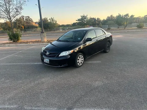 2011 Toyota Corolla 10th Gen - Image 3 of 13