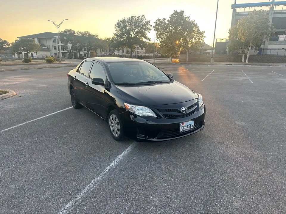 2011 Toyota Corolla 10th Gen - Image 3 of 13