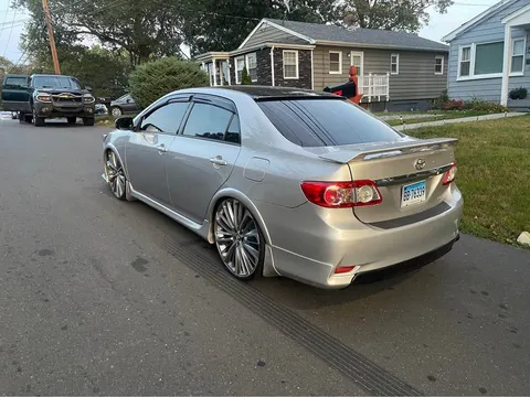 2011 Toyota Corolla 10th Gen - Image 2 of 4