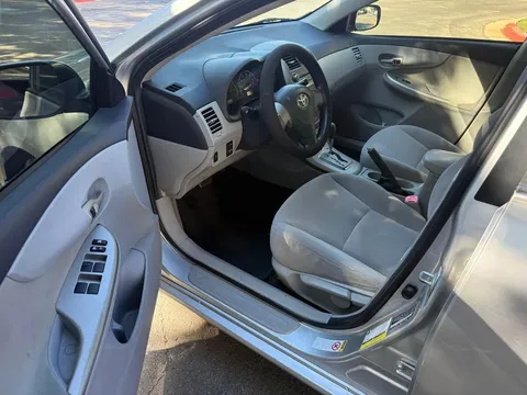 2011 Toyota Corolla 10th Gen - Image 4 of 5