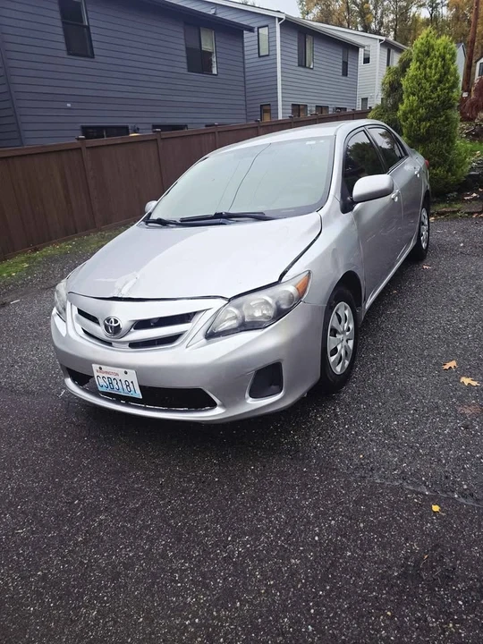 2011 Toyota Corolla 10th Gen - Image 2 of 12