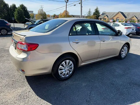 2011 Toyota Corolla 10th Gen - Image 3 of 9