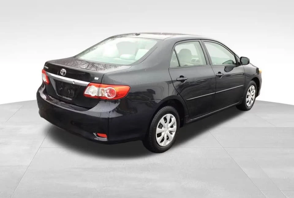 2011 Toyota Corolla 10th Gen - Image 3 of 10
