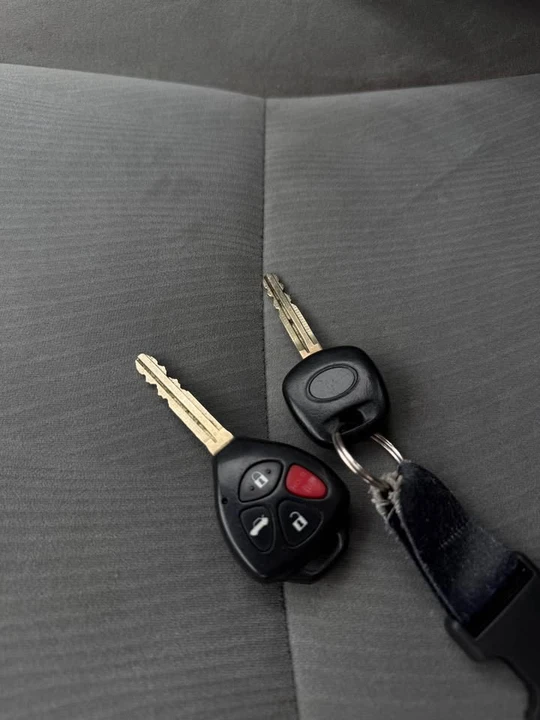 2011 Toyota Corolla 10th Gen - Image 9 of 11