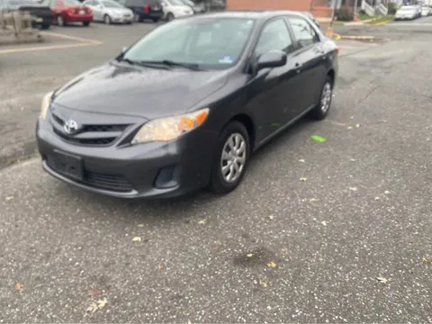 2011 Toyota Corolla 10th Gen - Image 2 of 2