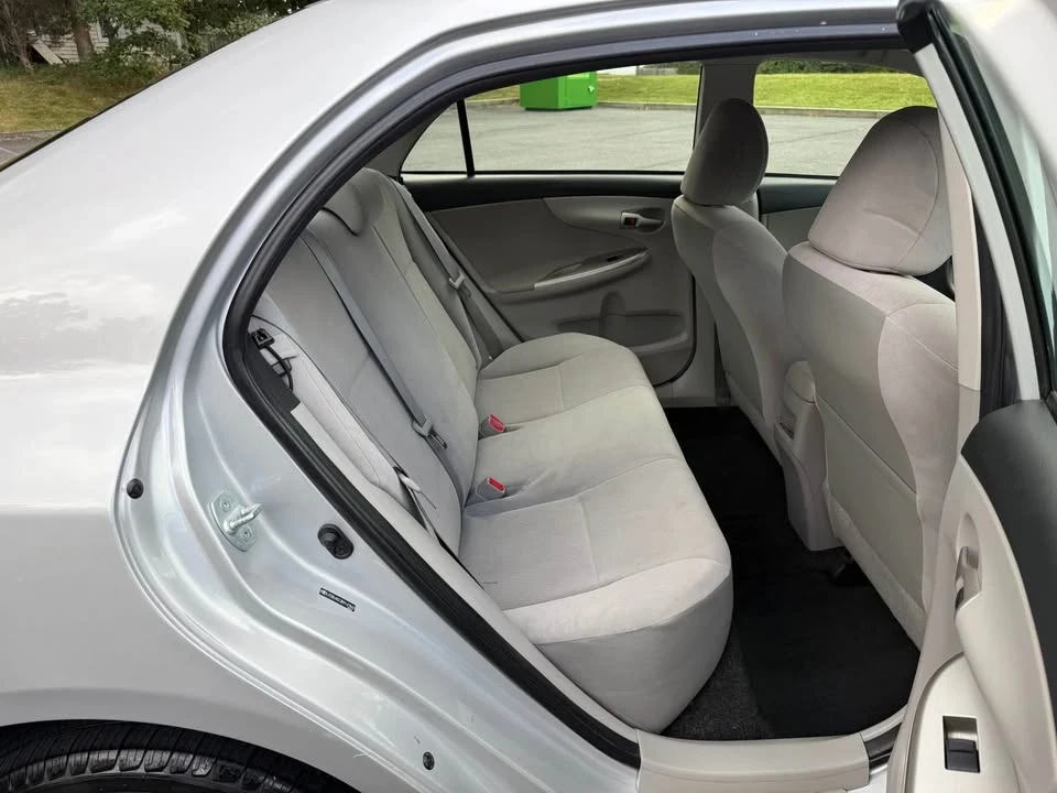 2011 Toyota Corolla 10th Gen - Image 12 of 19