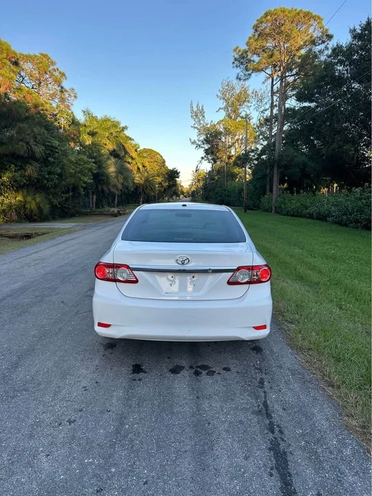 2011 Toyota Corolla 10th Gen - Image 6 of 15