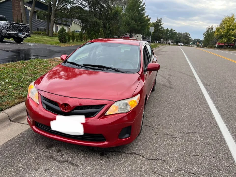 2011 Toyota Corolla 10th Gen - Image 2 of 12