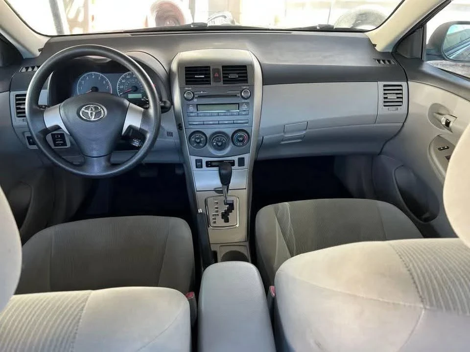 2011 Toyota Corolla 10th Gen - Image 5 of 7