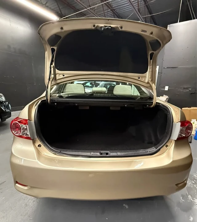 2011 Toyota Corolla 10th Gen - Image 9 of 16