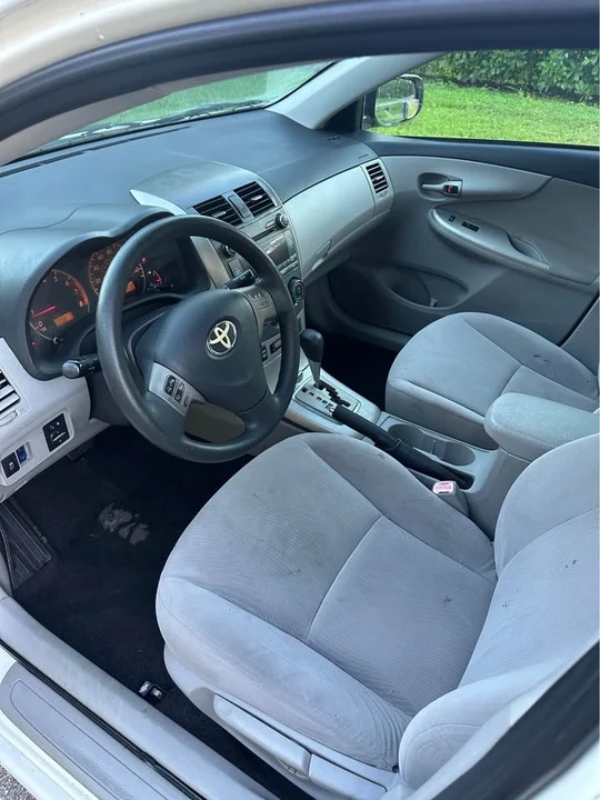 2011 Toyota Corolla 10th Gen - Image 13 of 15