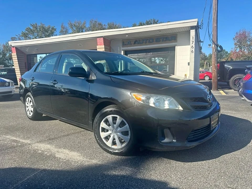 2011 Toyota Corolla 10th Gen - Image 1 of 19