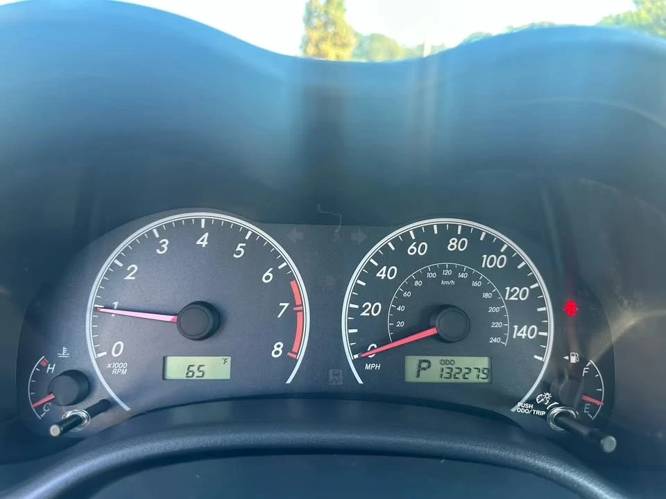 2011 Toyota Corolla 10th Gen - Image 15 of 19