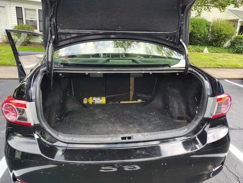 2011 Toyota Corolla 10th Gen - Image 2 of 5