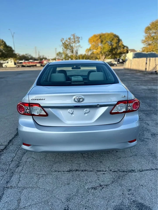 2011 Toyota Corolla 10th Gen - Image 5 of 11