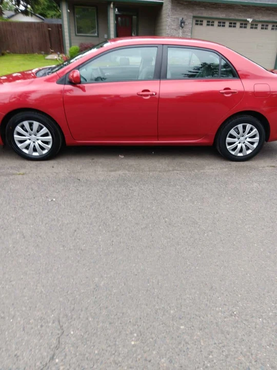 2011 Toyota Corolla 10th Gen - Image 2 of 17