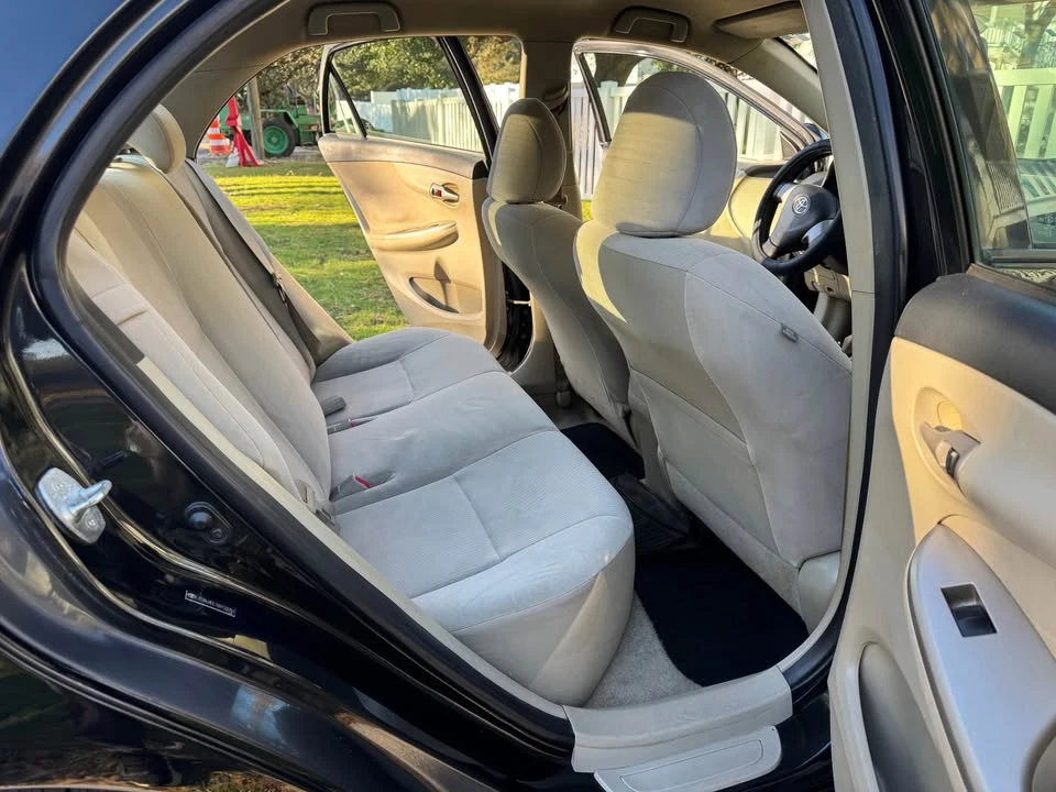 2011 Toyota Corolla 10th Gen - Image 3 of 9