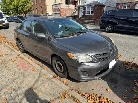 2011 Toyota Corolla 10th Gen - Image 2 of 6