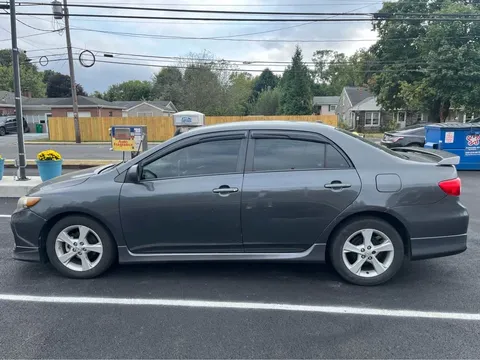 2011 Toyota Corolla 10th Gen - Image 2 of 5