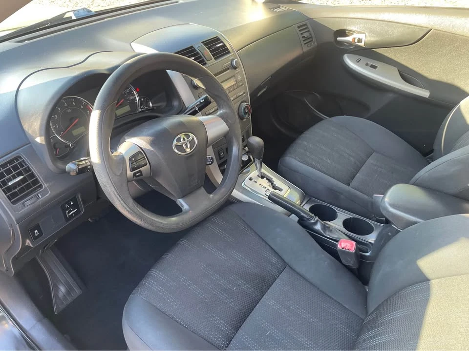 2011 Toyota Corolla 10th Gen - Image 2 of 5