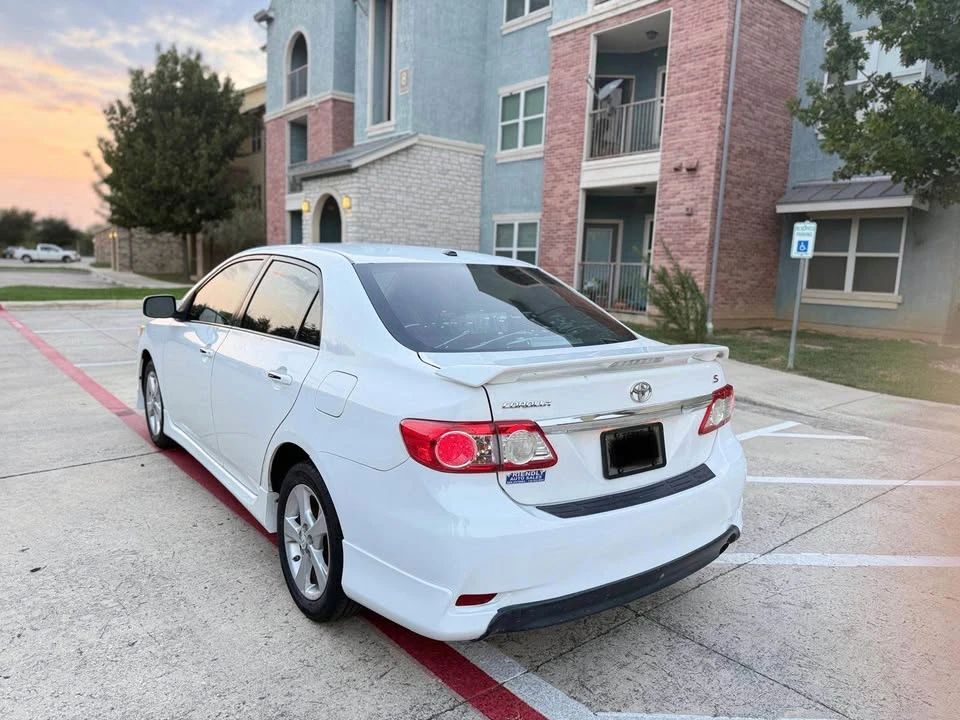 2011 Toyota Corolla 10th Gen - Image 4 of 6