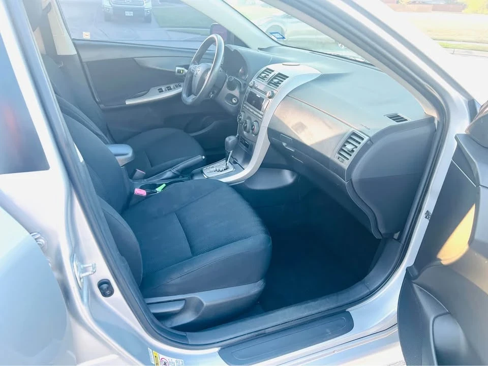 2011 Toyota Corolla 10th Gen - Image 10 of 11