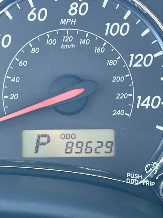 2011 Toyota Corolla 10th Gen - Image 13 of 16