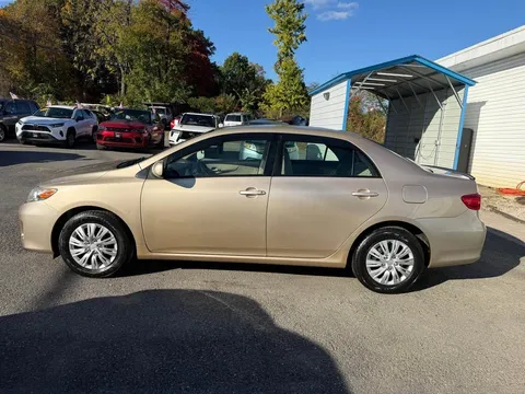 2011 Toyota Corolla 10th Gen - Image 3 of 14