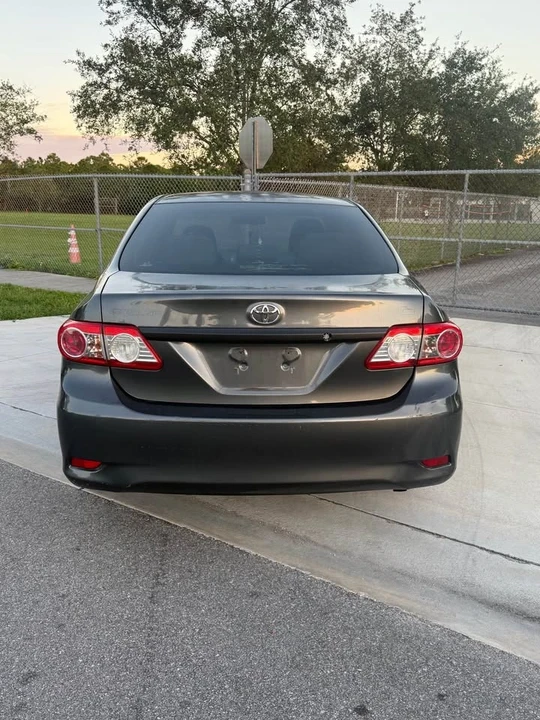 2011 Toyota Corolla 10th Gen - Image 4 of 7
