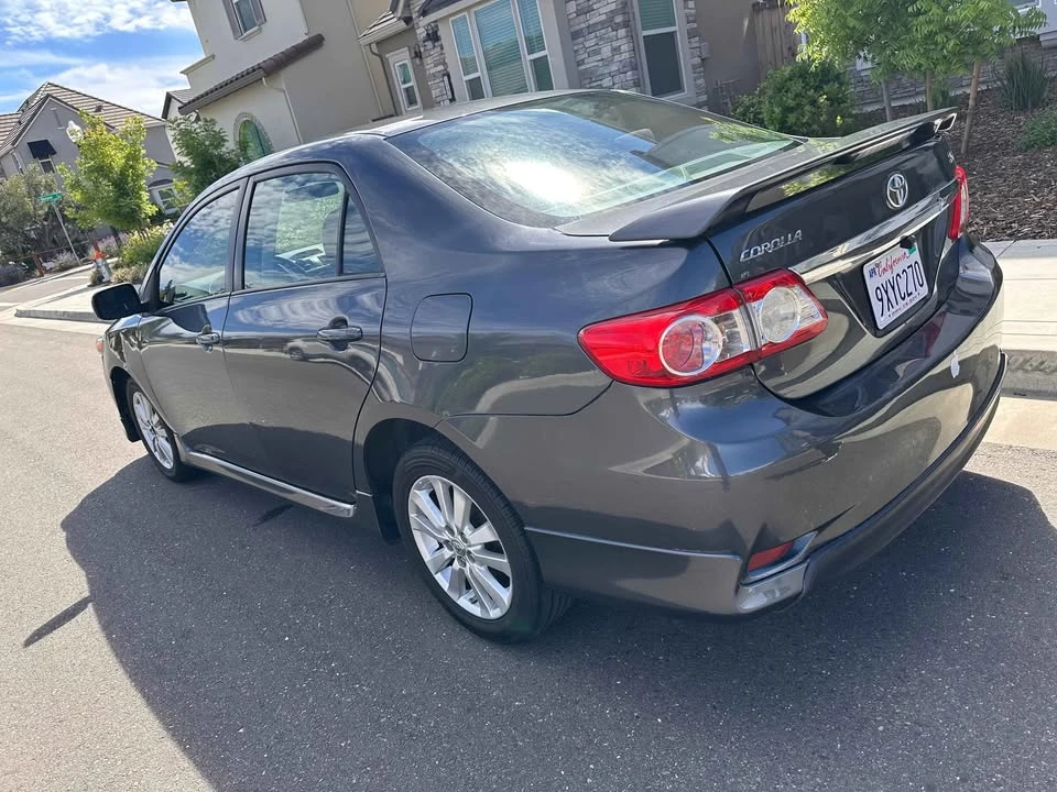2011 Toyota Corolla 10th Gen - Image 5 of 14