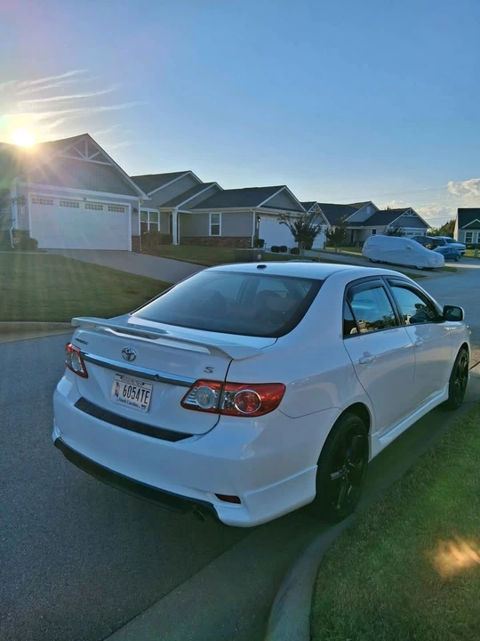 2011 Toyota Corolla 10th Gen - Image 3 of 5