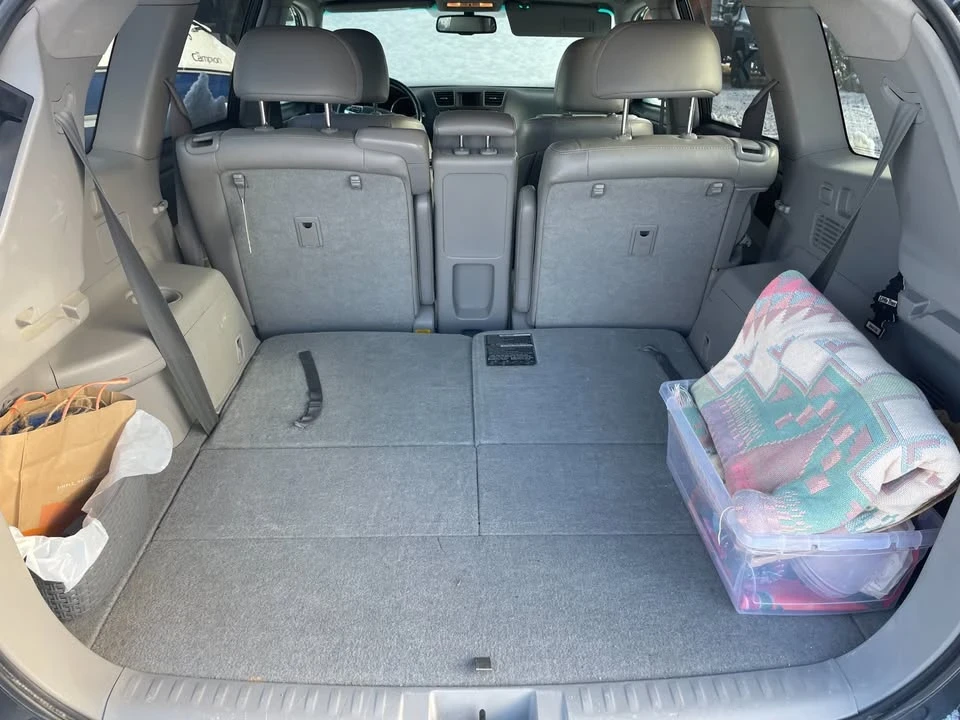 2011 Toyota Highlander - Image 8 of 8