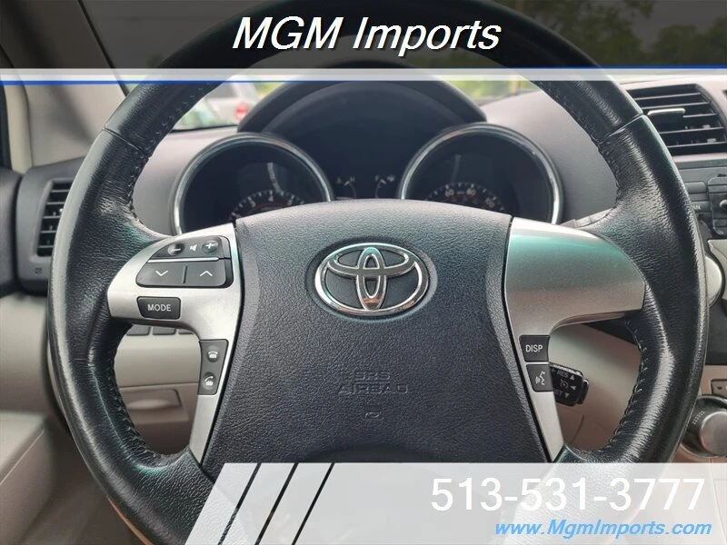 2011 Toyota Highlander - Image 12 of 20